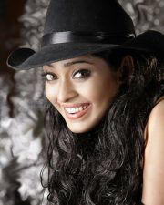 Actress Sunu Lakshmi Photos