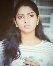 Actress Sunu Lakshmi Photos