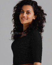 Taapsee Pannu 36 Actress Taapsee Pannu Latest Photo