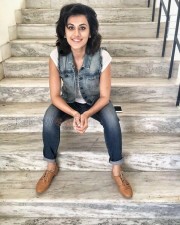 Actress Taapsee Pannu New Photos
