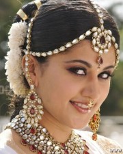 Actress Taapsee Pannu Pictures