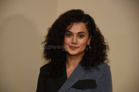 Actress Taapsee Pannu at Shabaash Mithu Movie Press Meet Pictures 24