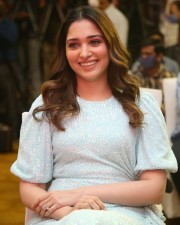 Actress Tamanna At Th Hour Movie Press Meet Pictures