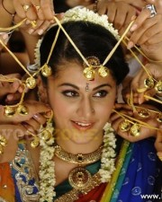 Taapsee Pannu 6 Actress Tapsee In Traditional Dress Photos