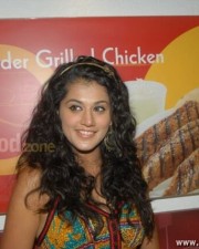 Taapsee Pannu 28 Actress Tapsee New Photos