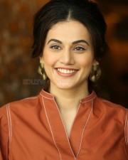 Taapsee Pannu 1 Actress Tapsee Pannu At Game Over Interview Stills