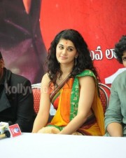 Taapsee Pannu 9 Actress Tapsee Saree Photos