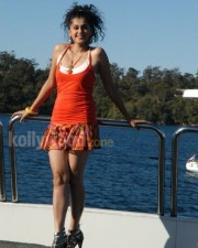 Actress Tapsee Sexy Photos