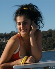 Actress Tapsee Sexy Photos