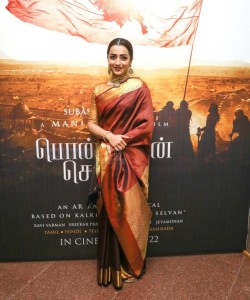 Actress Trisha Krishnan at Ponniyin Selvan Teaser Launch Photos 01