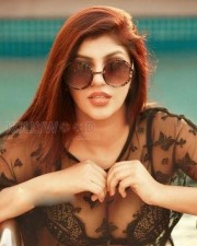 Yashika Aannand (Yaashika Aanand) 29 Actress Yashika Anand Sexy Photos