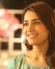 Raashii Khanna 16 Adangamaru Heroine Rashi Khanna Pictures