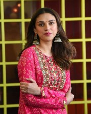 Aditi Rao Hydari at Maha Samudram Movie Interview Photos 32