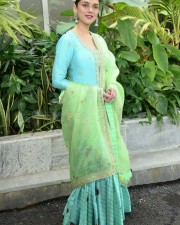 Aditi Rao Hydari at Maha Samudram Movie Promotion Photoshoot Pictures 18