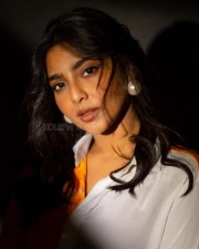 Aishwarya Lekshmi in an Orange White Kurta Pictures 01