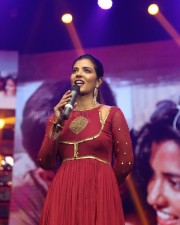 Aishwarya Rajesh At Chekka Chivantha Vaanam Audio Launch Photos
