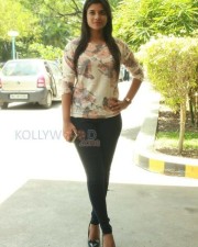 Aishwarya Rajesh At Kakka Muttai Press Meet Stills