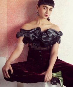 Alia Bhatt in Elle Magazine Photoshoot Picture 01