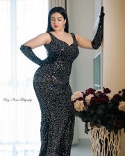 Alluring Honey Rose in a Black Thigh Slit Body Hugging Dress Pictures 01 Alluring Honey Rose in a Black Thigh Slit Body Hugging Dress Pictures 01