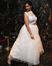 Anchor Shyamala At Krack Movie Trailer Launch Photos
