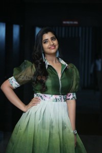 Anchor Shyamala at Manchi Rojulochaie Movie Pre Release Pictures 08