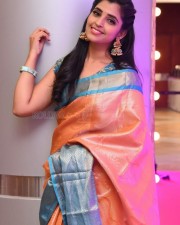 Anchor Shyamala at Thalaivi Movie Pre Release Event Pictures 19