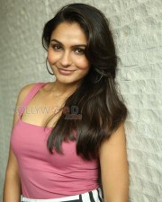 Andrea Jeramiah At Uttama Villain Press Meet Stills