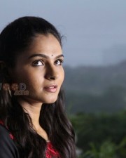 Andrea Jeremiah In Aranmanai Movie Pictures