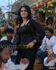 Anushka Shetty Sexy Pics In Panchakshari Movie