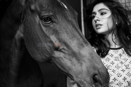 Atrangi Re Movie Heroine Sara Ali Khan Photoshoot Stills