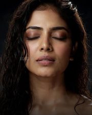 Attractive Malavika Mohanan Face Close Up Photo 01