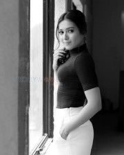 Catherine Tresa 987 Beautiful Actress Catherine Tresa Latest Photo Shoot Photos