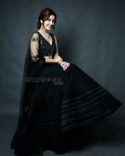 Raashii Khanna 8 Beautiful Actress Raashi Khanna Photoshoot Pictures