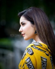 Raashii Khanna 43