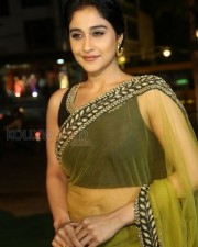 Beautiful Actress Regina Cassandra In Saree Photos
