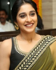Beautiful Actress Regina Cassandra In Saree Photos