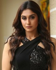 Beautiful Actress Regina Photos