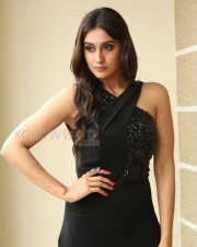 Beautiful Actress Regina Photos