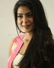 Beautiful Aishwarya Lakshmi Photos