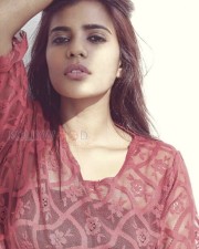 Beautiful Aishwarya Rajesh Photoshoot Photos