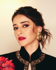 Beautiful Ananya Panday in a Black Velvet Lehenga with Gold Embroidery at Lakme Fashion Week Photos 05 Beautiful Ananya Panday in a Black Velvet Lehenga with Gold Embroidery at Lakme Fashion Week Photos 05