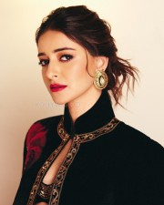 Beautiful Ananya Panday in a Black Velvet Lehenga with Gold Embroidery at Lakme Fashion Week Photos 08 Beautiful Ananya Panday in a Black Velvet Lehenga with Gold Embroidery at Lakme Fashion Week Photos 08