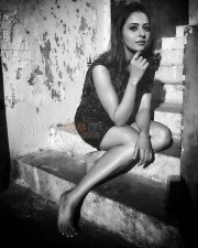 Beautiful And Sexy Actress Rakul Preet Singh Photos
