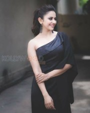Beautiful And Sexy Actress Rakul Preet Singh Photos