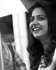 Beautiful And Sexy Actress Rakul Preet Singh Photos