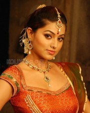 Beautiful And Sexy Sneha Photos