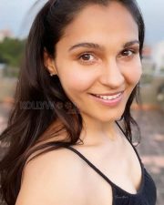 Beautiful Andreah Jeremiah Candid Pic