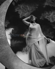 Beautiful Anushka Sharma in a Black and White Photoshoot Pictures 02