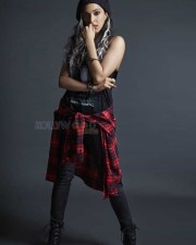 Beautiful Damsel Kiara Advani Photos 01