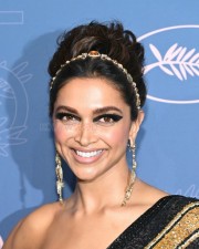 Beautiful Deepika Padukone at Cannes 2022 Photos 24